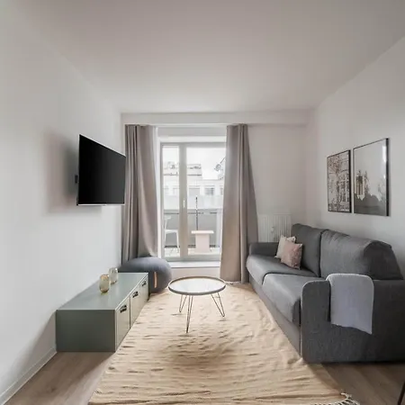Limehome Saarbruecken Berliner Promenade Extérieur photo